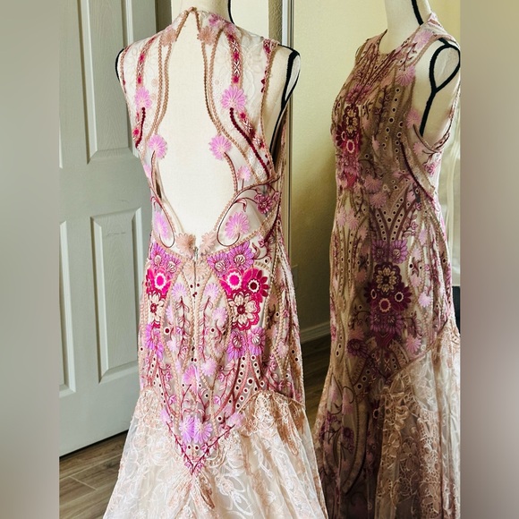 Rue de Seine Joni Wisteria dress with sleeves - Picture 12 of 16